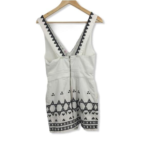Maje Ika White Black Embroidered Romper NWT - Picture 5 of 9